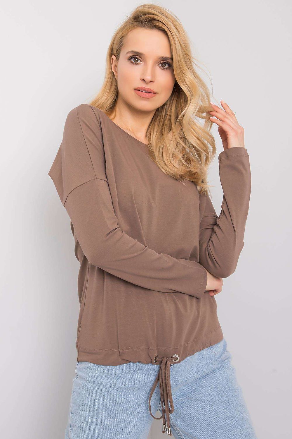 Blouse model 161357